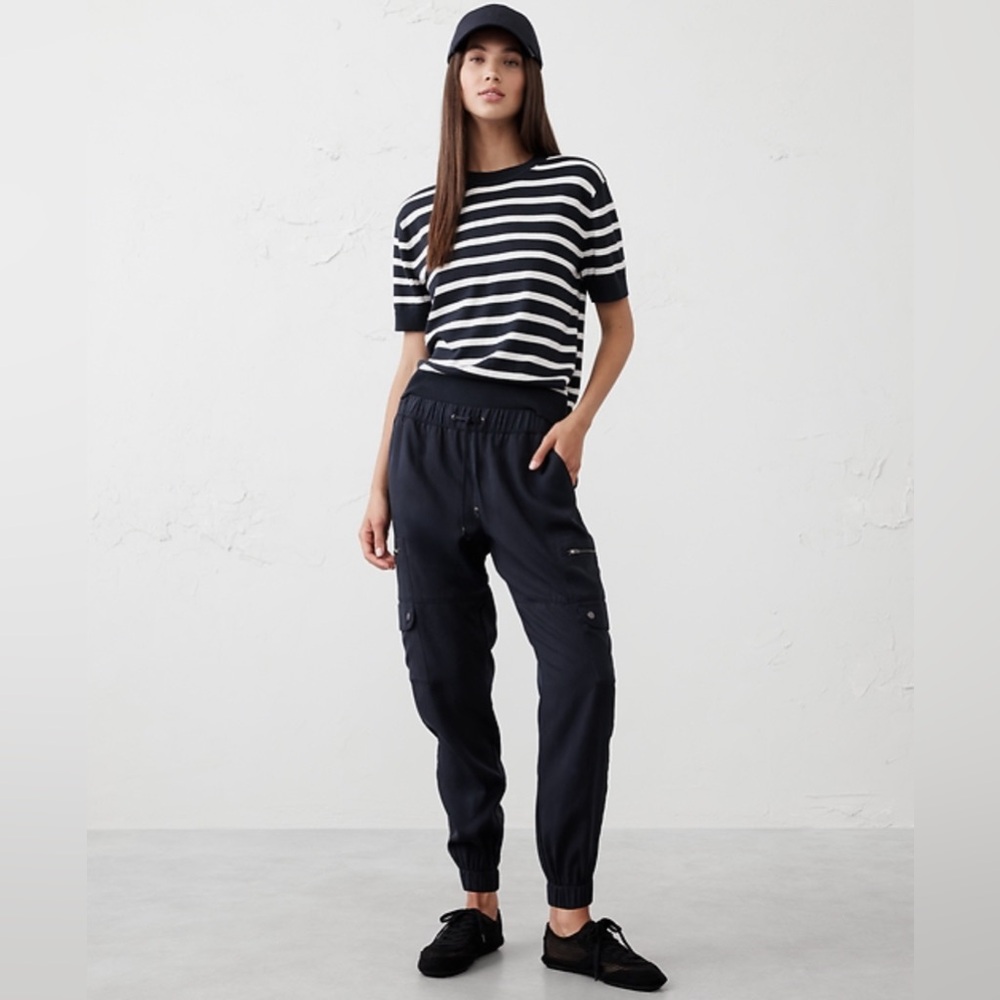 Banana Republic Factory TENCEL™ Cargo Jogger Navy Size Small